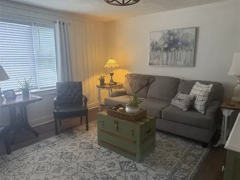 223 N Cherry Street Greenville KY 42345