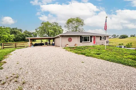 1113 Hays Pondsville Road Smiths Grove KY 42171