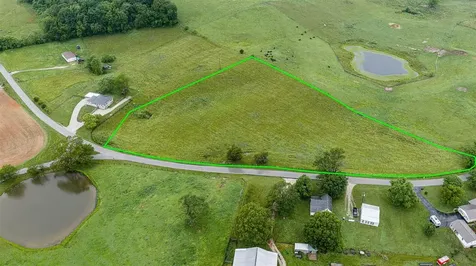 1113 Hays Pondsville Road Smiths Grove KY 42171