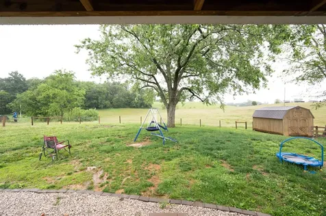 1113 Hays Pondsville Road Smiths Grove KY 42171