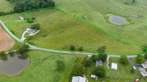1113 Hays Pondsville Road Smiths Grove KY 42171