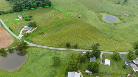 1113 Hays Pondsville Road Smiths Grove KY 42171
