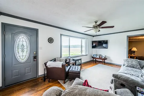 1113 Hays Pondsville Road Smiths Grove KY 42171