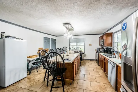 1113 Hays Pondsville Road Smiths Grove KY 42171