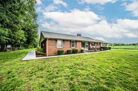 12240 New Bowling Green Road Smiths Grove KY 42171