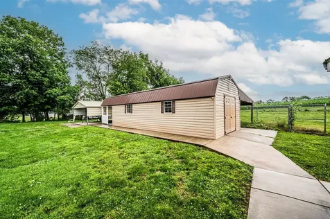 12240 New Bowling Green Road Smiths Grove KY 42171