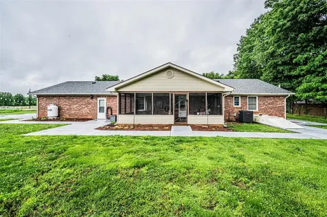 12240 New Bowling Green Road Smiths Grove KY 42171