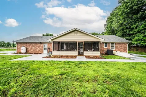 12240 New Bowling Green Road Smiths Grove KY 42171