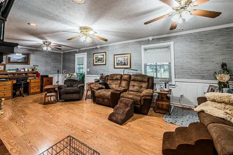 12240 New Bowling Green Road Smiths Grove KY 42171