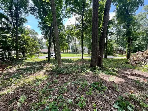 171 Windsor Circle Bowling Green KY 42101