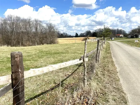 480 C W Jones Road Scottsville KY 42164