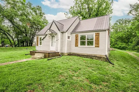 3920 Brownsville Road Brownsville KY 42210