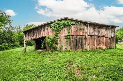 3920 Brownsville Road Brownsville KY 42210