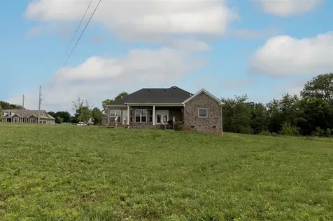 189 C W Moore Road Smiths Grove KY 42171