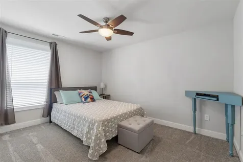 2045 Spring Lakes Circle Bowling Green KY 42104