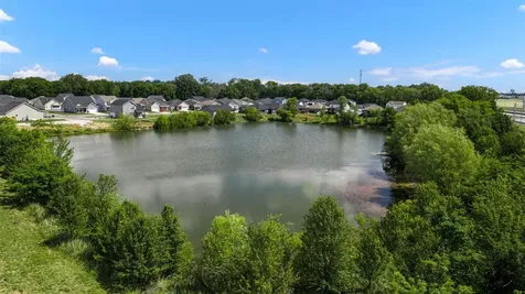 2045 Spring Lakes Circle Bowling Green KY 42104