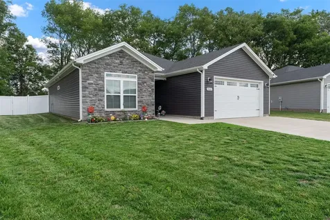 2045 Spring Lakes Circle Bowling Green KY 42104