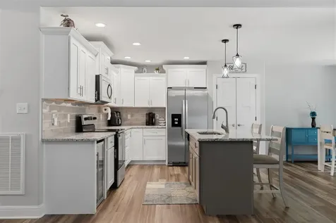 2045 Spring Lakes Circle Bowling Green KY 42104