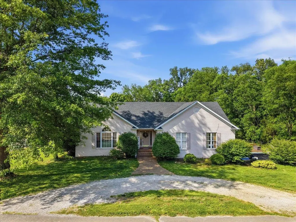 130 Hilldale Avenue Bowling Green KY 42104