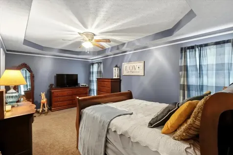 130 Hilldale Avenue Bowling Green KY 42104