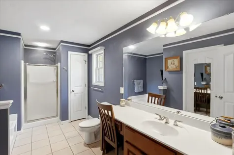130 Hilldale Avenue Bowling Green KY 42104