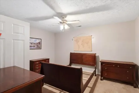 130 Hilldale Avenue Bowling Green KY 42104