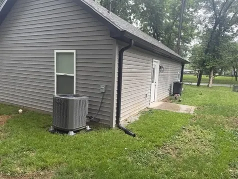 707 Edelen Avenue Bardstown KY 40004