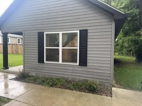 707 Edelen Avenue Bardstown KY 40004
