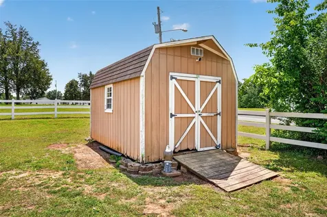 1035 Echo Valley Road Auburn KY 42206