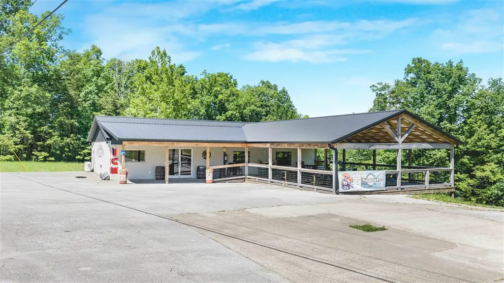 112 Wilderness Road Mammoth Cave KY 42259
