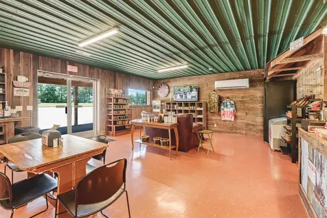 112 Wilderness Road Mammoth Cave KY 42259
