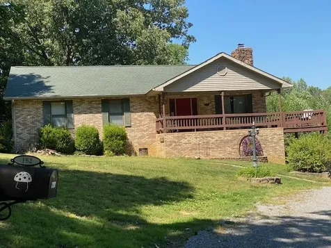 152 Clifton Lane Central City KY 42330