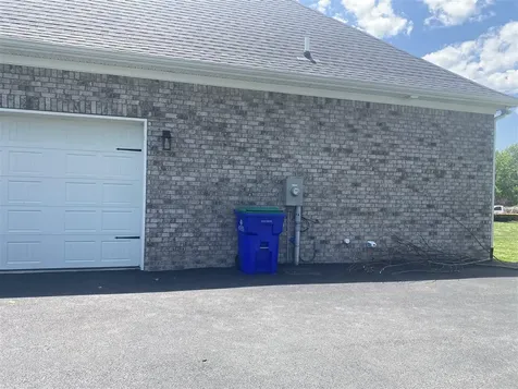 808 Valleyview Drive Franklin KY 42134
