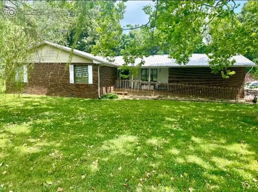 4067 Vern Drive Madisonville KY 42431