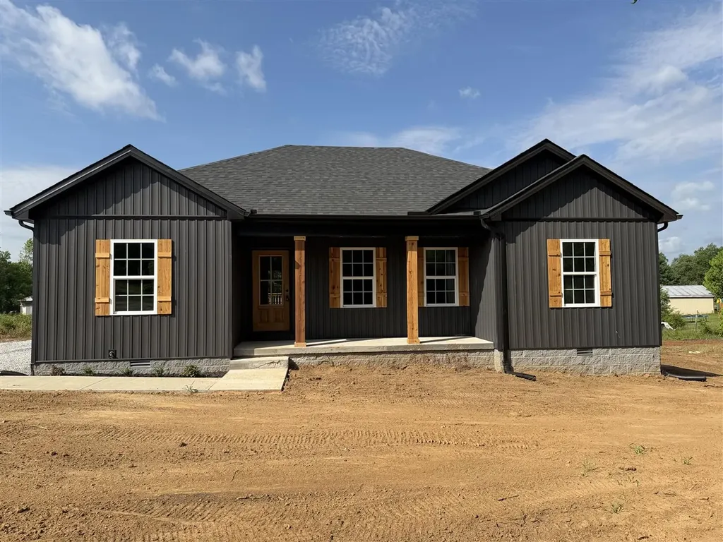 315 Hunters Circle Russellville KY 42276