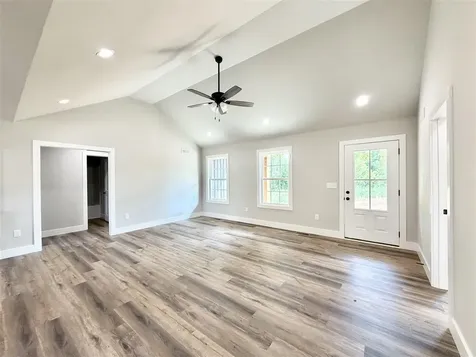 315 Hunters Circle Russellville KY 42276