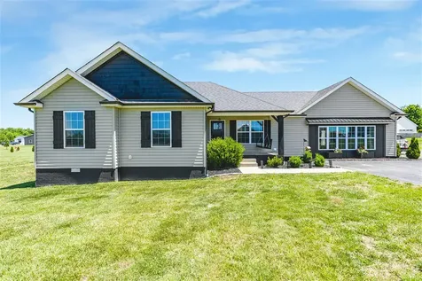 62 Bluegrass Drive Smiths Grove KY 42171