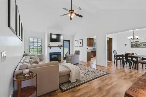 62 Bluegrass Drive Smiths Grove KY 42171