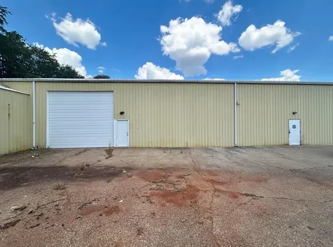 2737 Pioneer Drive Bowling Green KY 42104
