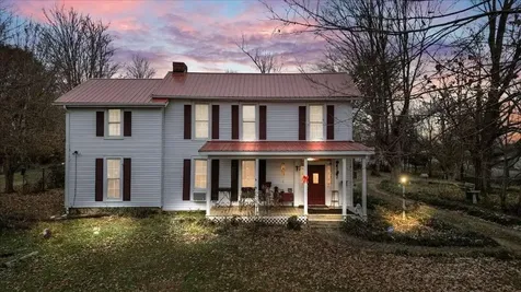 218 Mammoth Cave Street Cave City KY 42127