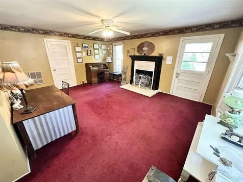 218 Mammoth Cave Street Cave City KY 42127