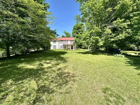 218 Mammoth Cave Street Cave City KY 42127
