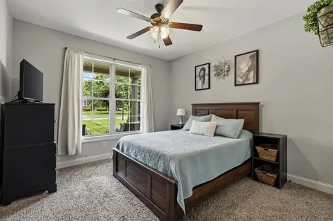 1708 Grider Pond Road Bowling Green KY 42104