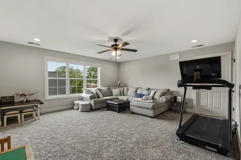1708 Grider Pond Road Bowling Green KY 42104