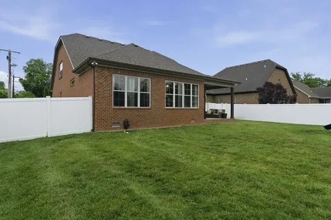 1708 Grider Pond Road Bowling Green KY 42104