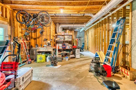 116 River Tanmer Way Bowling Green KY 42101