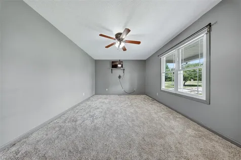 402 Wilhelm Road Russellville KY 42276