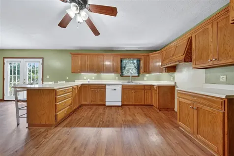 402 Wilhelm Road Russellville KY 42276