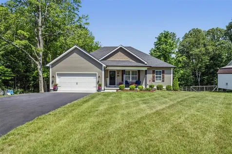 462 Ayers Lane Scottsville KY 42164