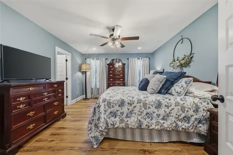 462 Ayers Lane Scottsville KY 42164